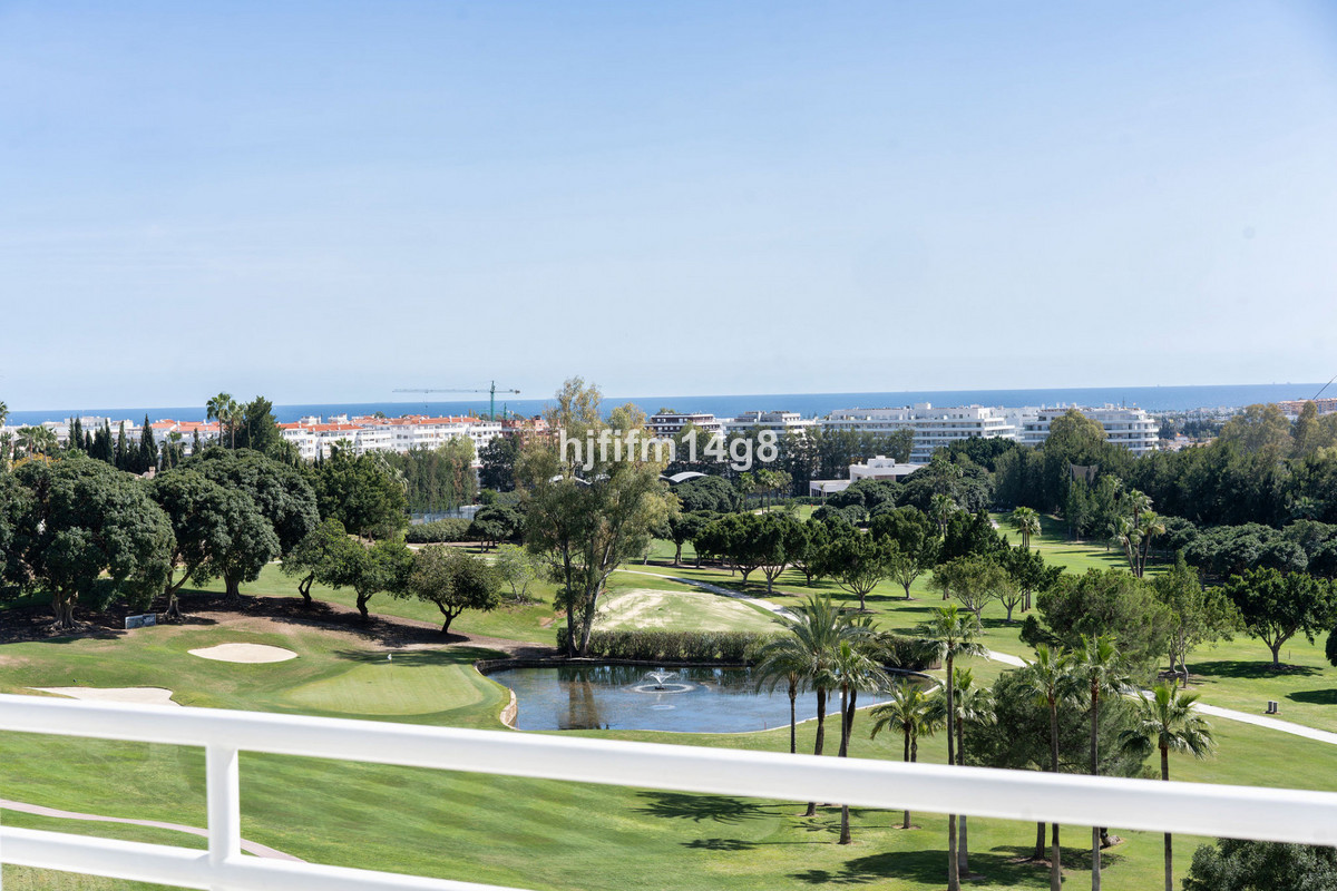 Appartement te koop in Nueva Andalucía | 4 slaapkamers H5005765