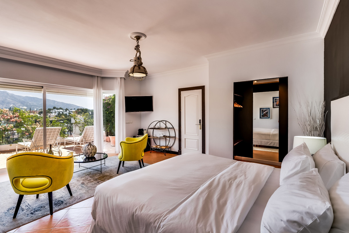 Appartement te koop in Nueva Andalucía | 6 slaapkamers H5015014