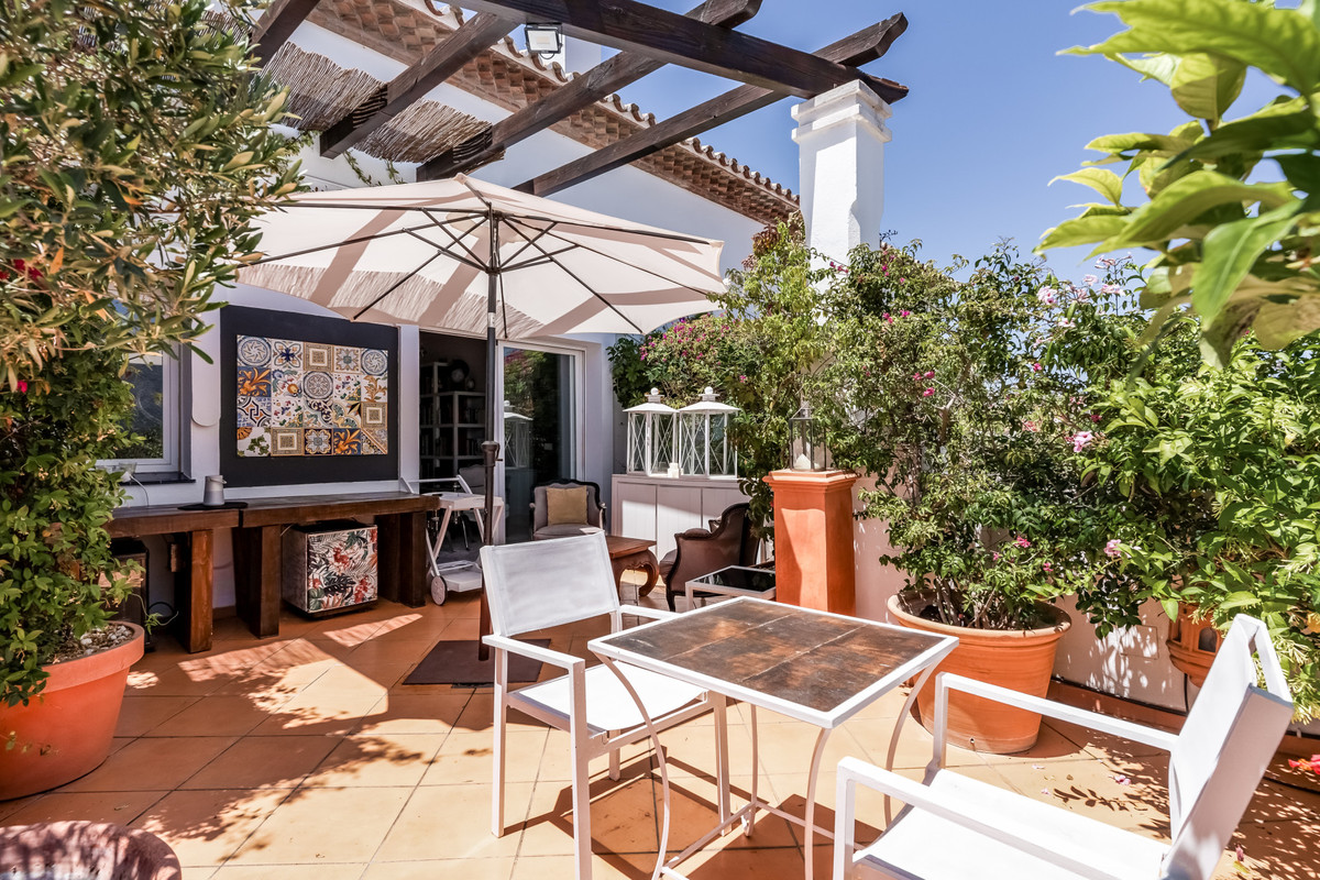 Appartement te koop in Nueva Andalucía | 6 slaapkamers H5015014