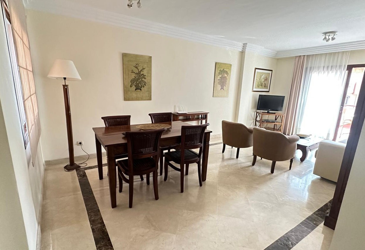 Appartement te koop in Nueva Andalucía | 1 slaapkamers H5015668