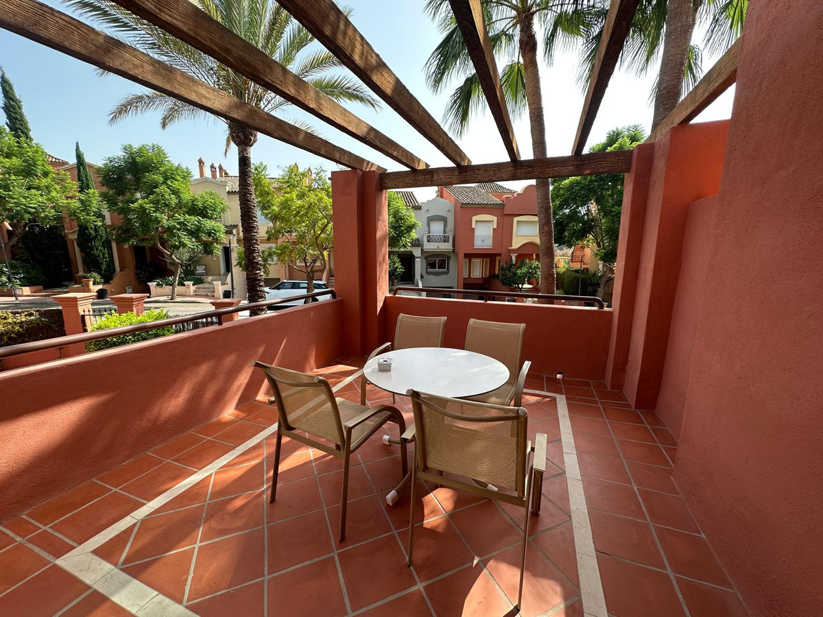 Appartement te koop in Nueva Andalucía | 1 slaapkamers H5015668