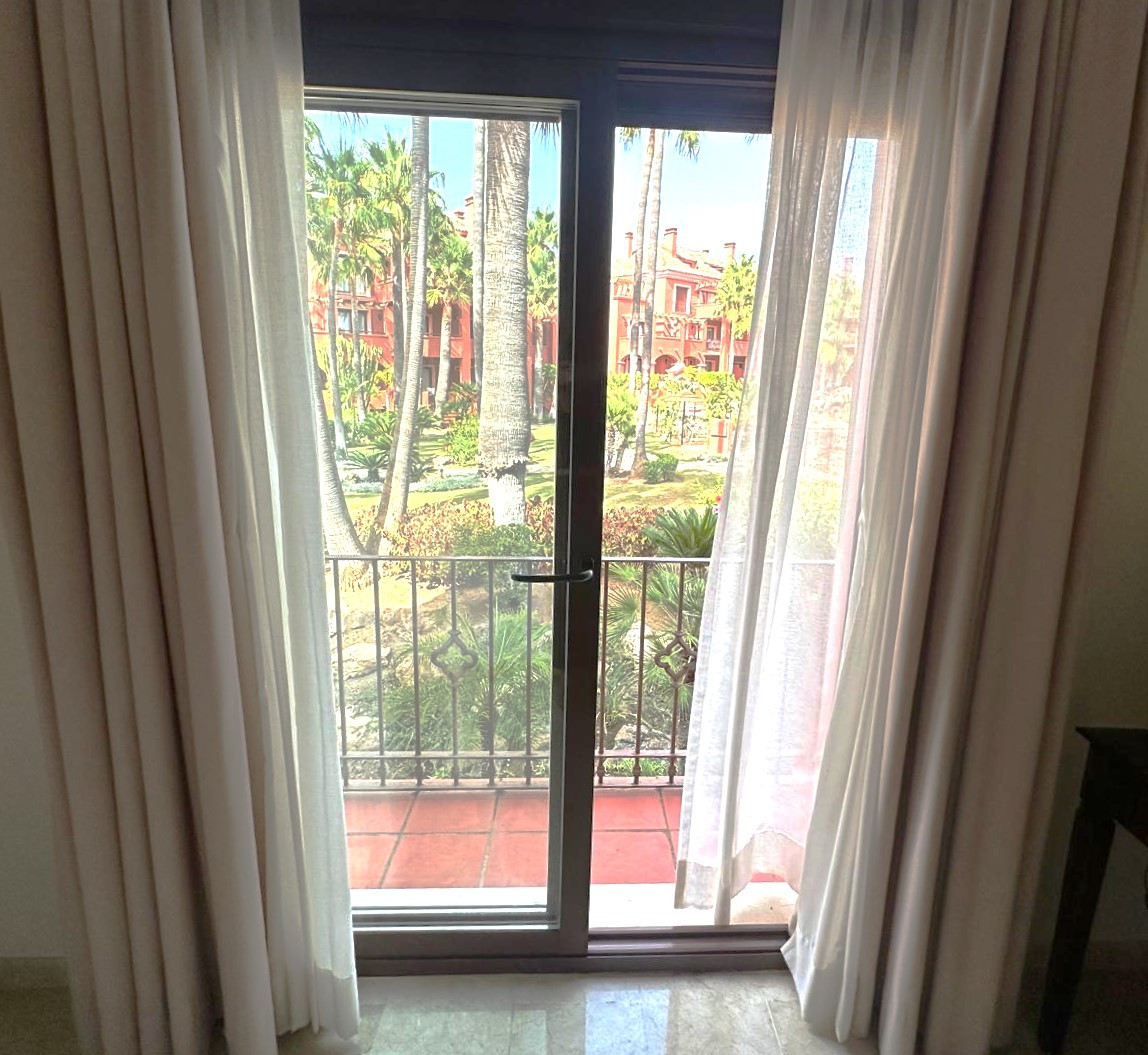 Appartement te koop in Nueva Andalucía | 1 slaapkamers H5015668