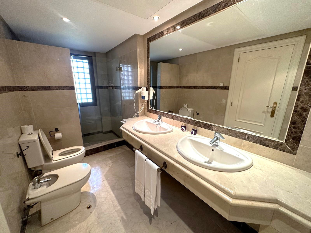 Appartement te koop in Nueva Andalucía | 1 slaapkamers H5015668