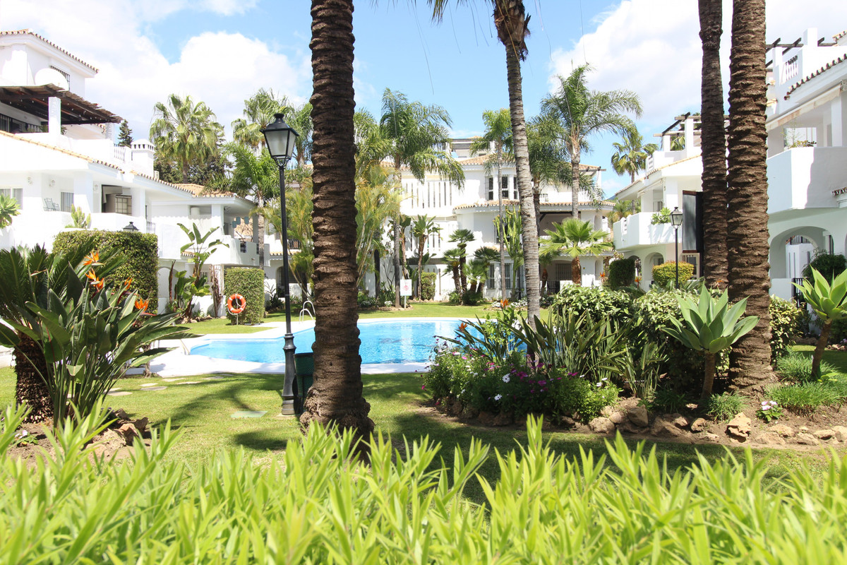 Appartement te koop in Nueva Andalucía | 1 slaapkamers H5018728