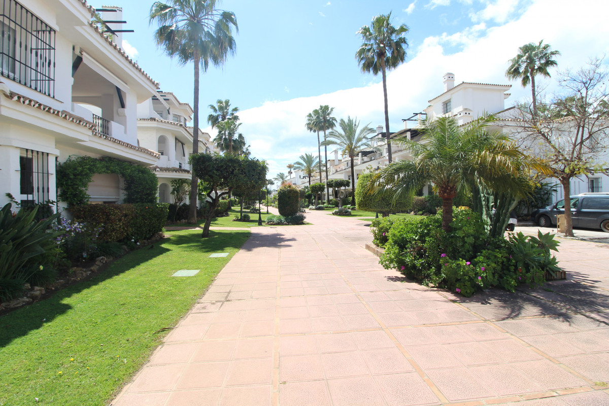 Appartement te koop in Nueva Andalucía | 1 slaapkamers H5018728