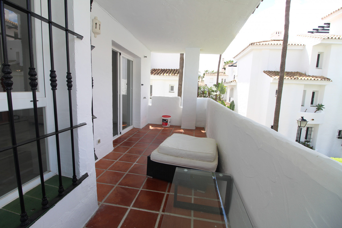 Appartement te koop in Nueva Andalucía | 1 slaapkamers H5018728