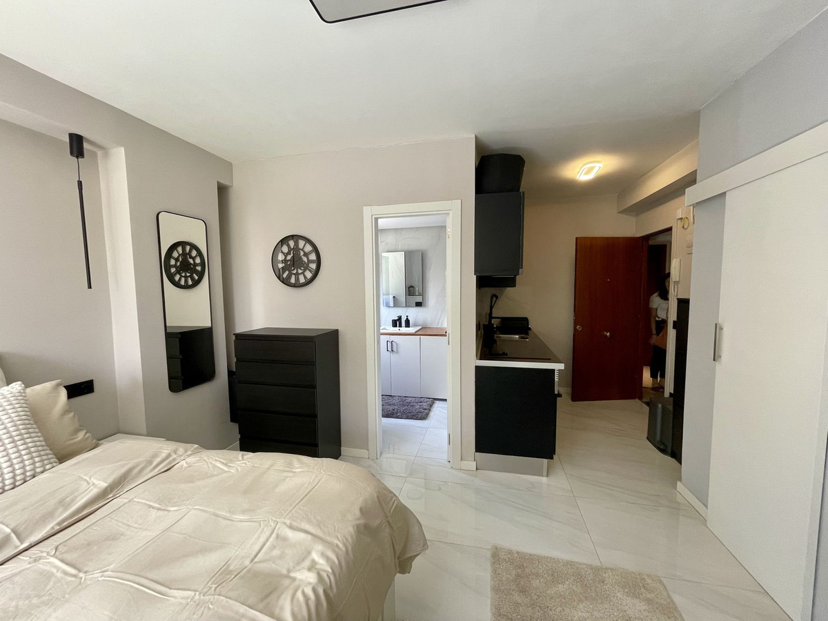 Tussenverdieping Studio in Nueva Andalucía-11