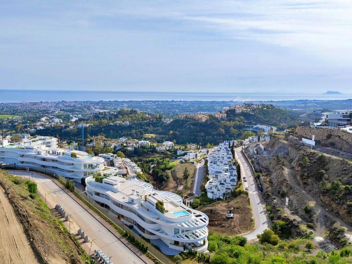 Appartement te koop in Nueva Andalucía | 3 slaapkamers H5047528