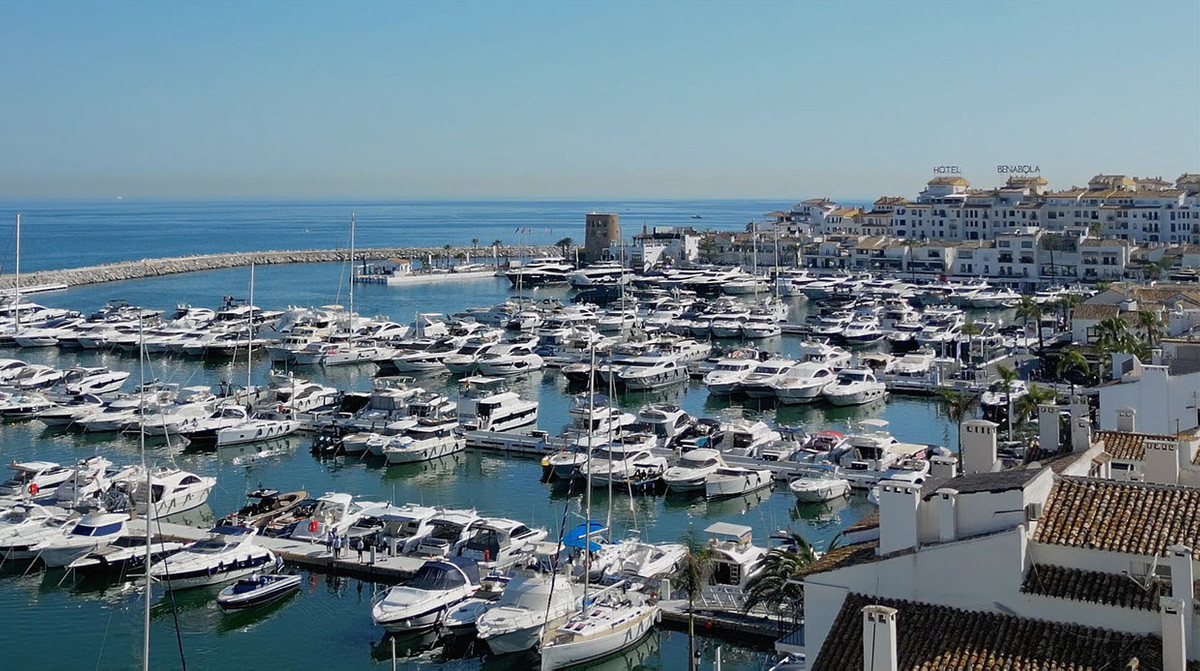 Appartement te koop in Nueva Andalucía | 3 slaapkamers H5050120