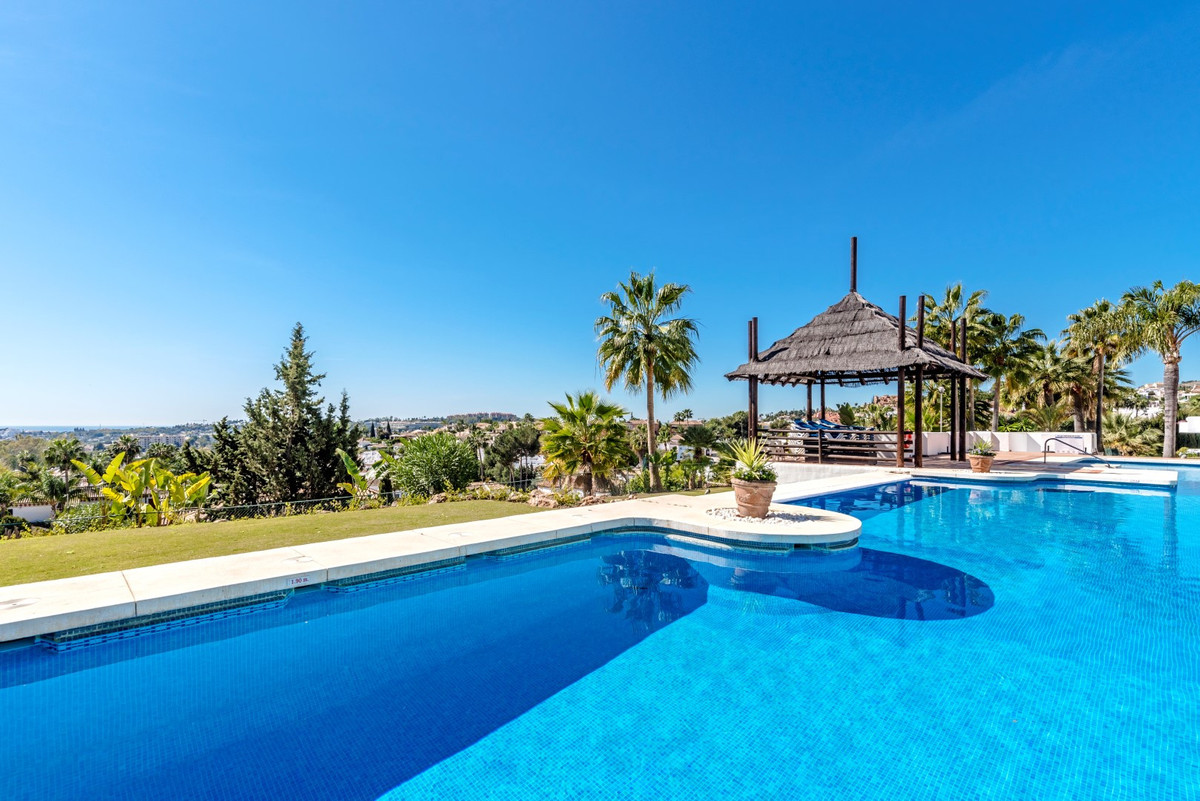 Appartement te koop in Nueva Andalucía | 3 slaapkamers H5050120