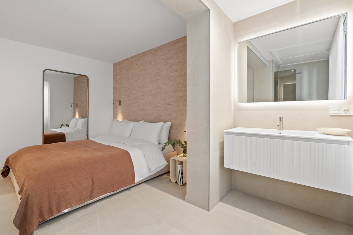 Appartement te koop in Nueva Andalucía | 3 slaapkamers H5051941