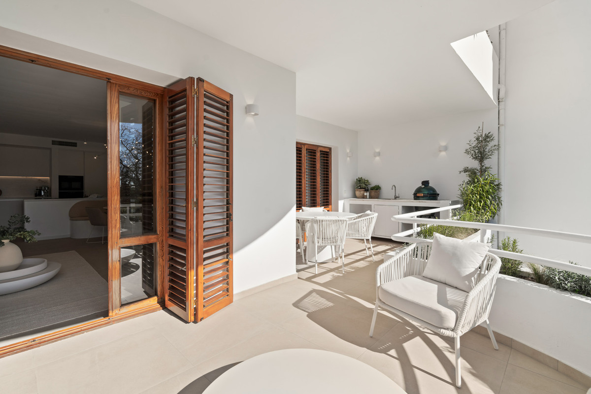 Appartement te koop in Nueva Andalucía | 3 slaapkamers H5051941