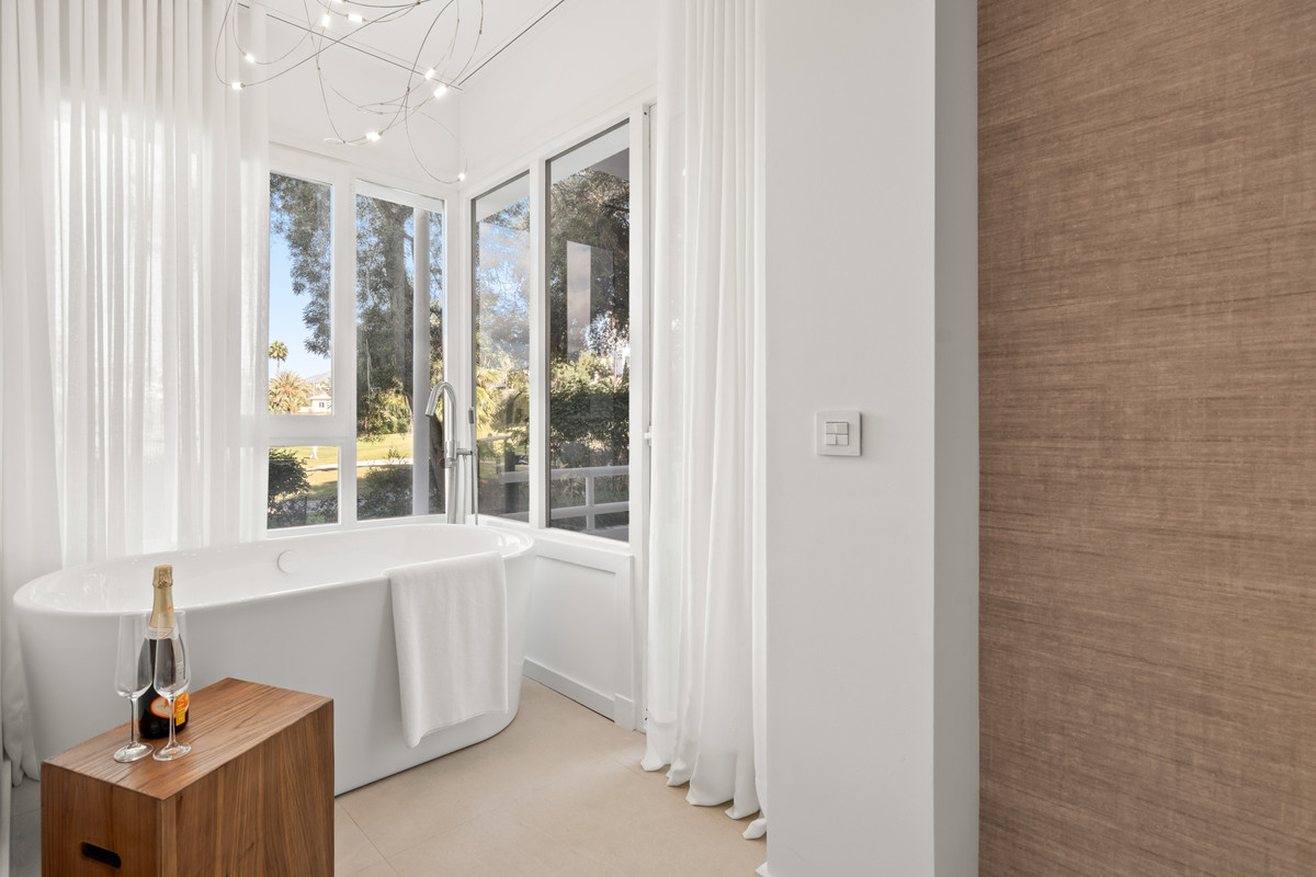 Appartement te koop in Nueva Andalucía | 3 slaapkamers H5051941