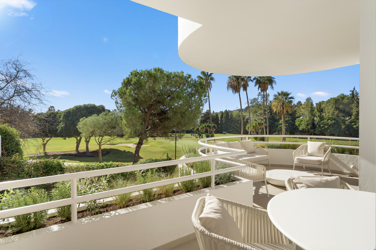 Appartement te koop in Nueva Andalucía | 3 slaapkamers H5051941