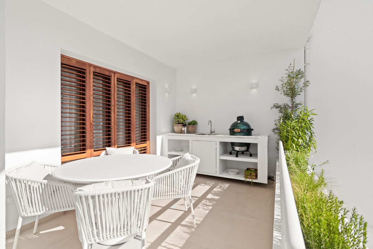 Appartement te koop in Nueva Andalucía | 3 slaapkamers H5051941