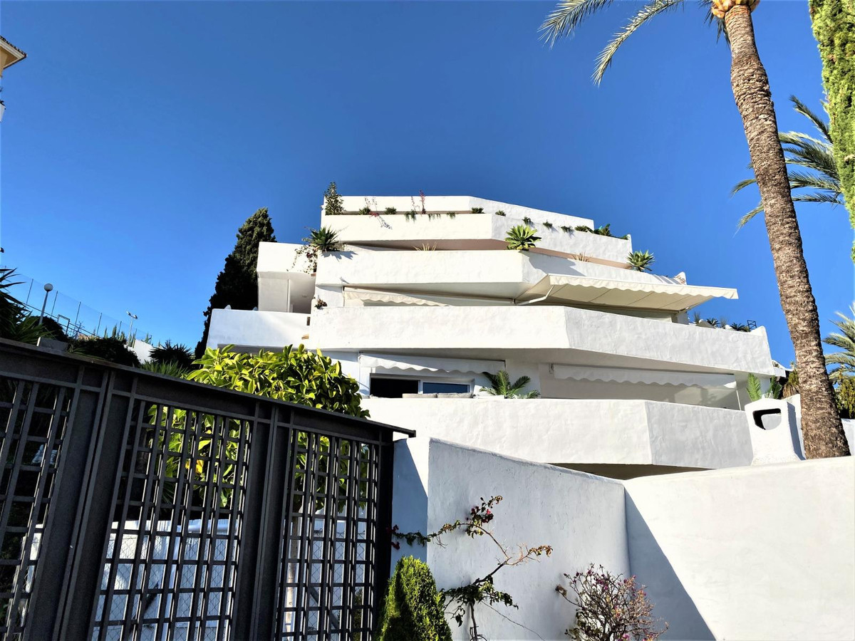 Appartement te koop in Nueva Andalucía | 3 slaapkamers H5055163