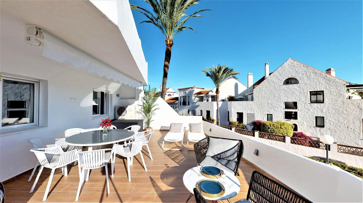 Appartement te koop in Nueva Andalucía | 3 slaapkamers H5055163