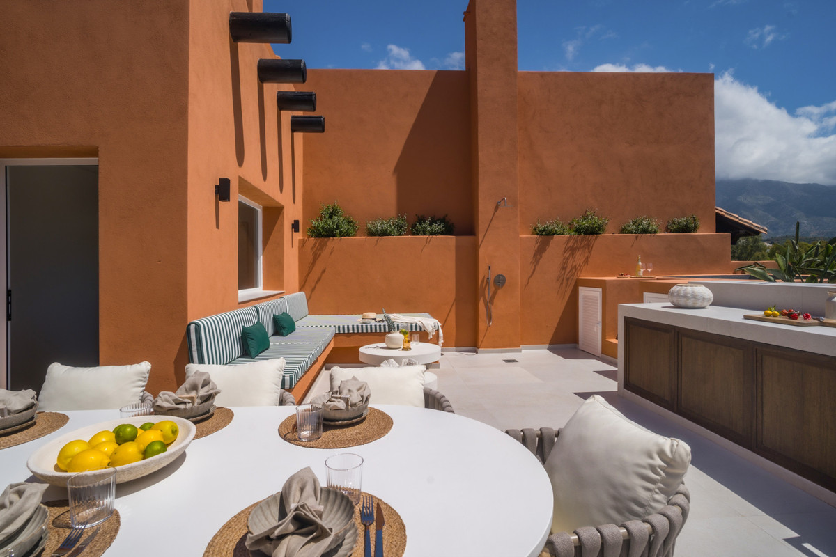 Appartement te koop in Nueva Andalucía | 4 slaapkamers H5056444