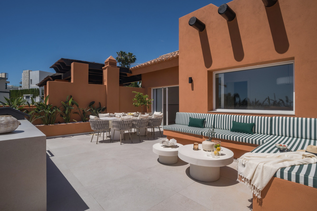 Appartement te koop in Nueva Andalucía | 4 slaapkamers H5056444