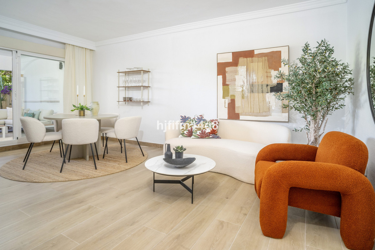 Appartement te koop in Nueva Andalucía | 2 slaapkamers H5057896