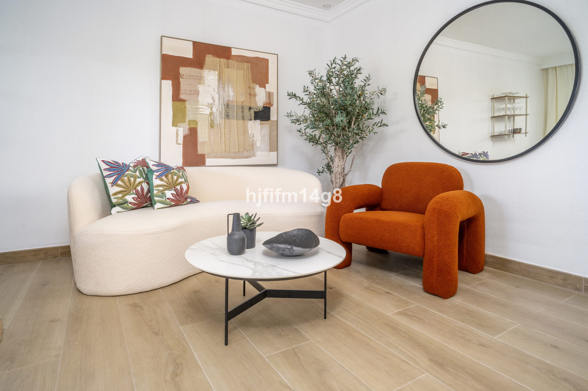 Appartement te koop in Nueva Andalucía | 2 slaapkamers H5057896