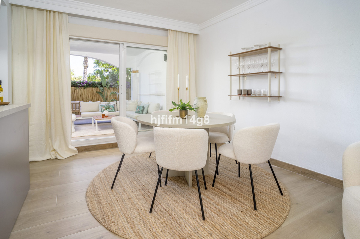Appartement te koop in Nueva Andalucía | 2 slaapkamers H5057896