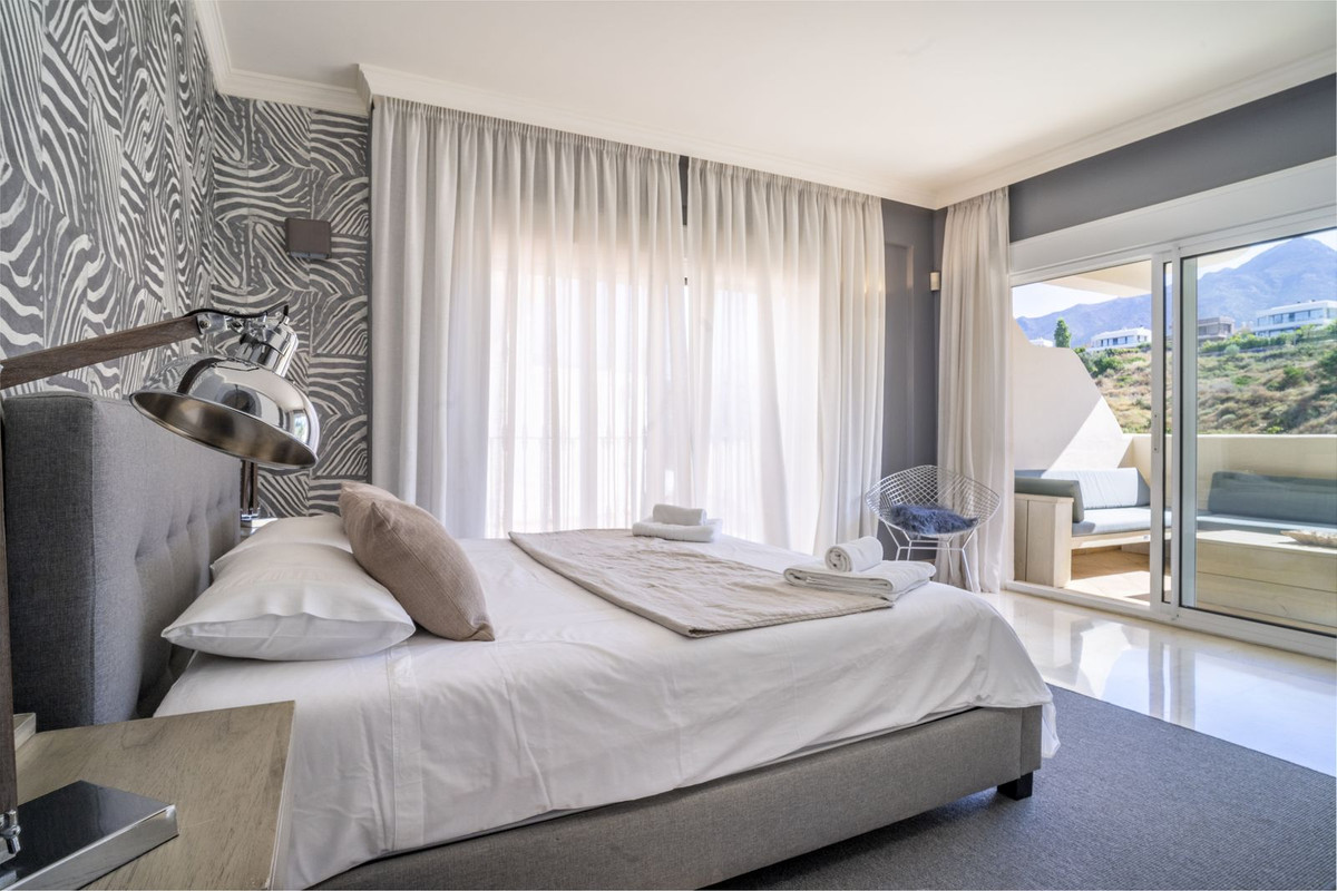 Appartement te koop in Nueva Andalucía | 2 slaapkamers H5061667