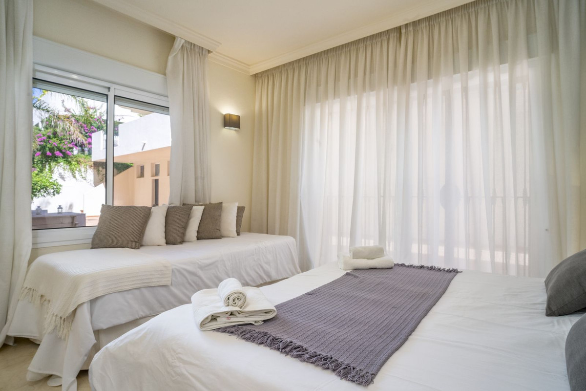 Appartement te koop in Nueva Andalucía | 2 slaapkamers H5061667