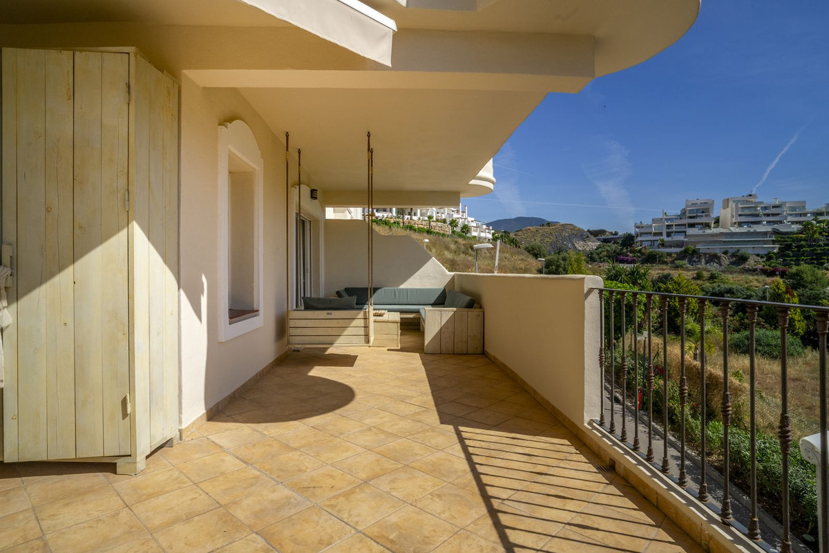 Appartement te koop in Nueva Andalucía | 2 slaapkamers H5061667