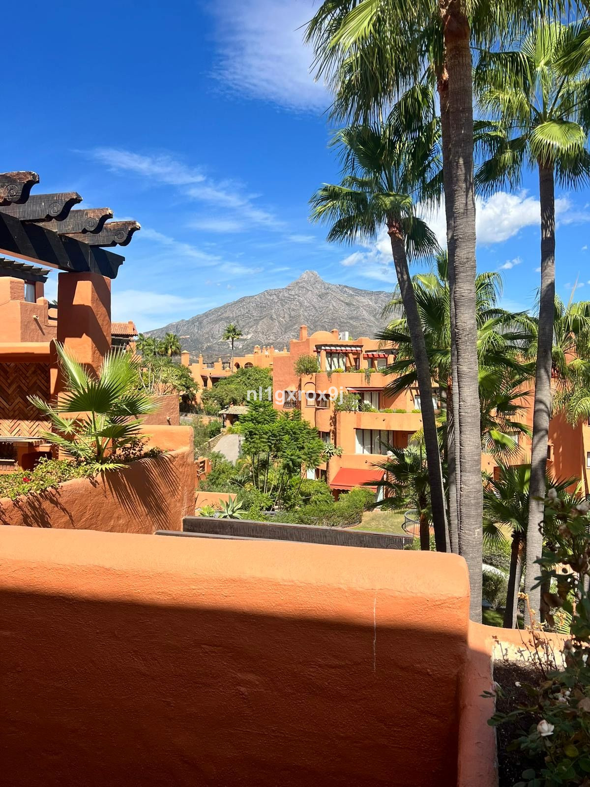 Appartement te koop in Nueva Andalucía | 3 slaapkamers H5061892