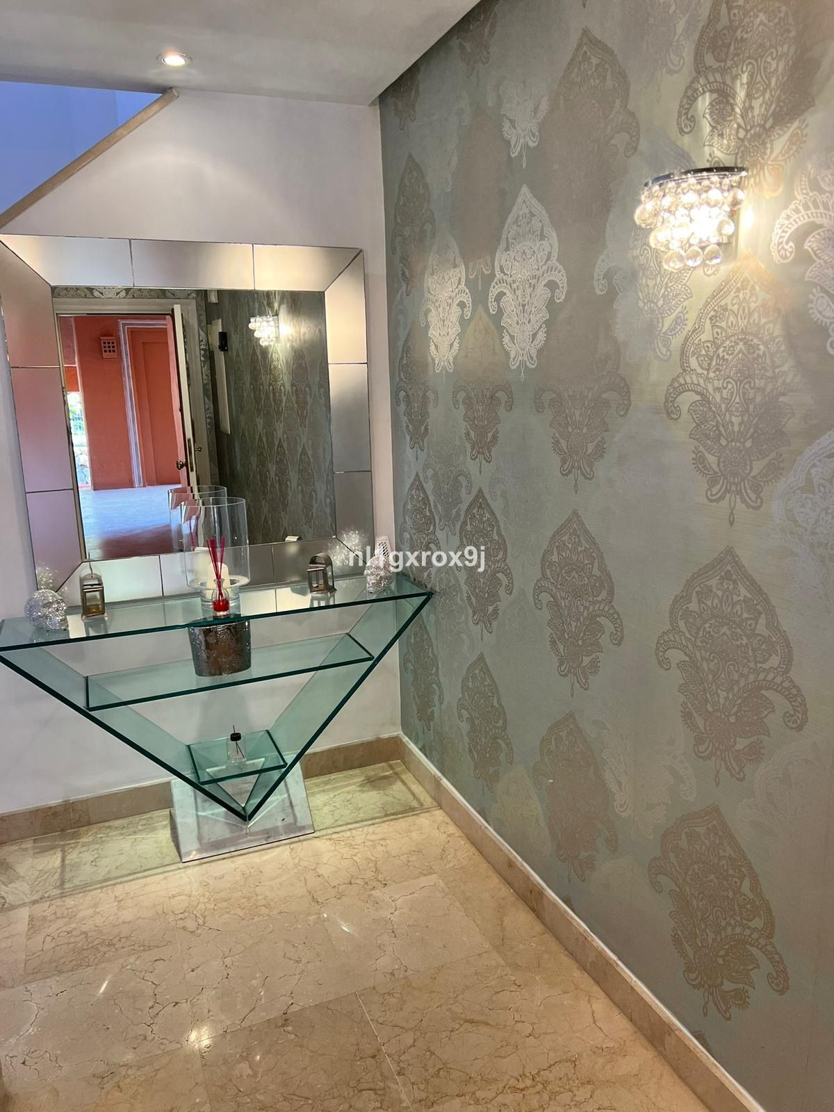 Appartement te koop in Nueva Andalucía | 3 slaapkamers H5061892