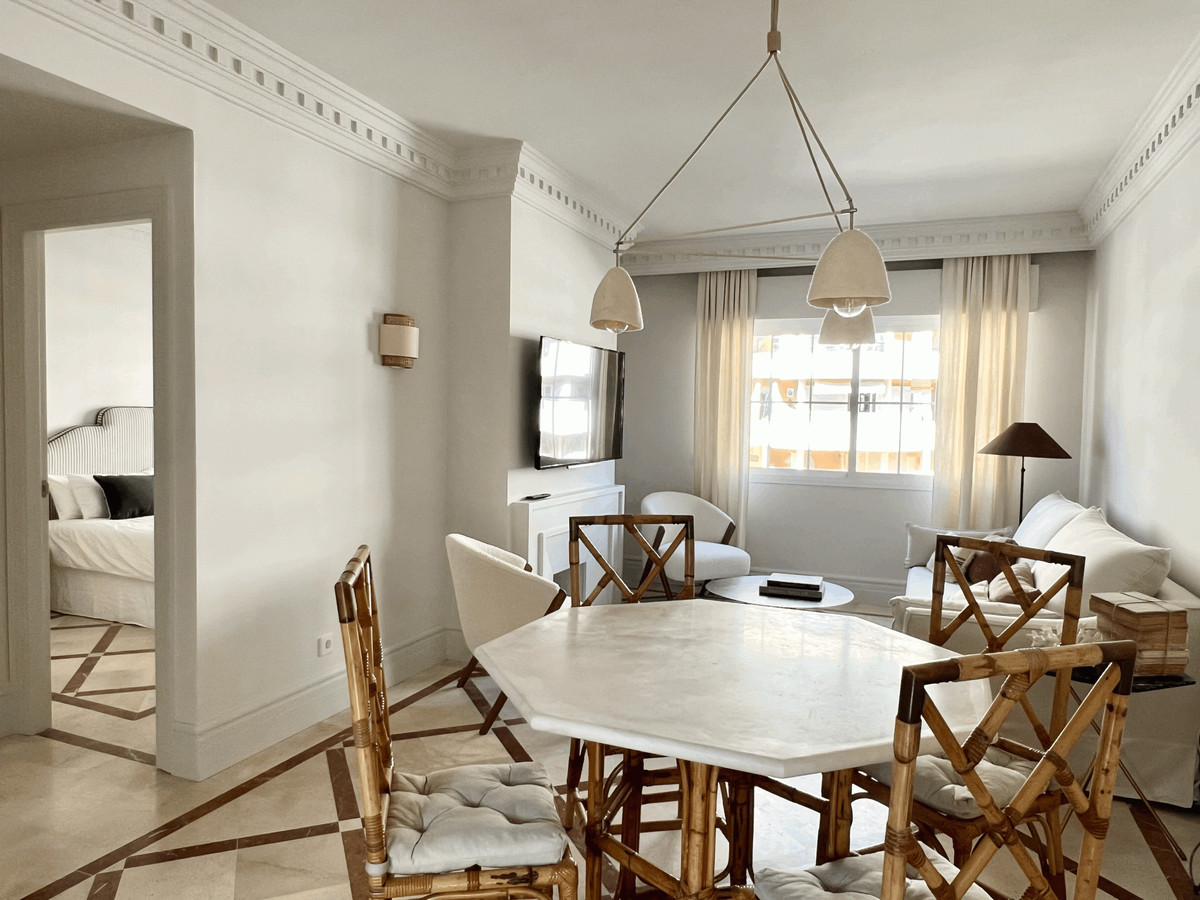 Appartement te koop in Nueva Andalucía | 1 slaapkamers H5062009