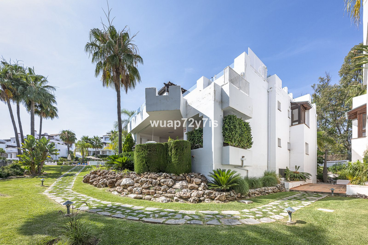 Apartment te koop in Nueva Andalucía | 3 slaapkamers H5064091