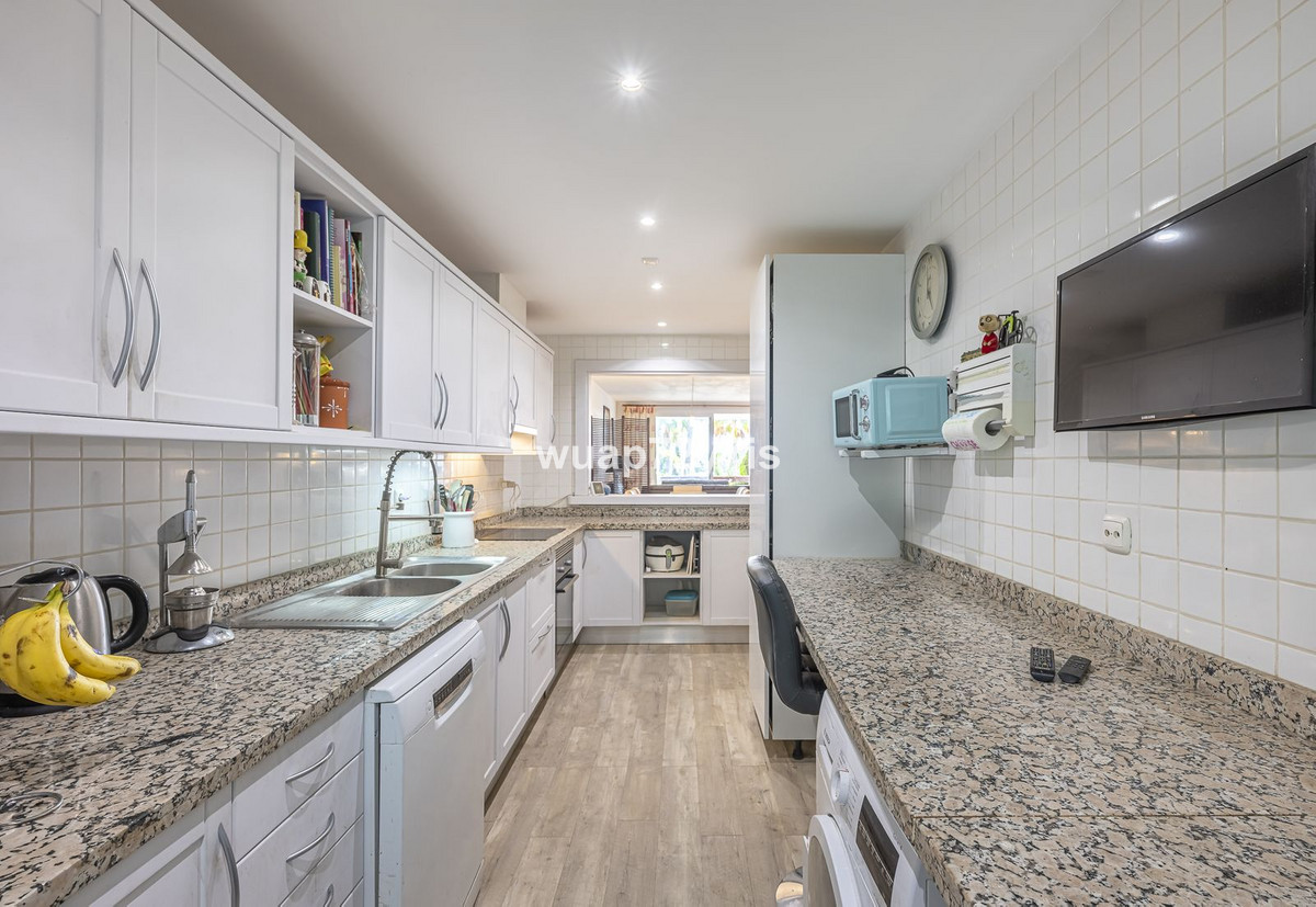 Apartment te koop in Nueva Andalucía | 3 slaapkamers H5064091