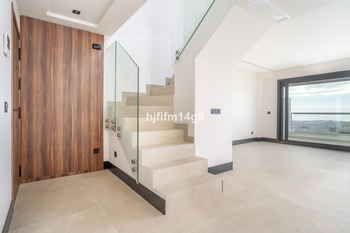 Appartement te koop in Nueva Andalucía | 3 slaapkamers H5073457