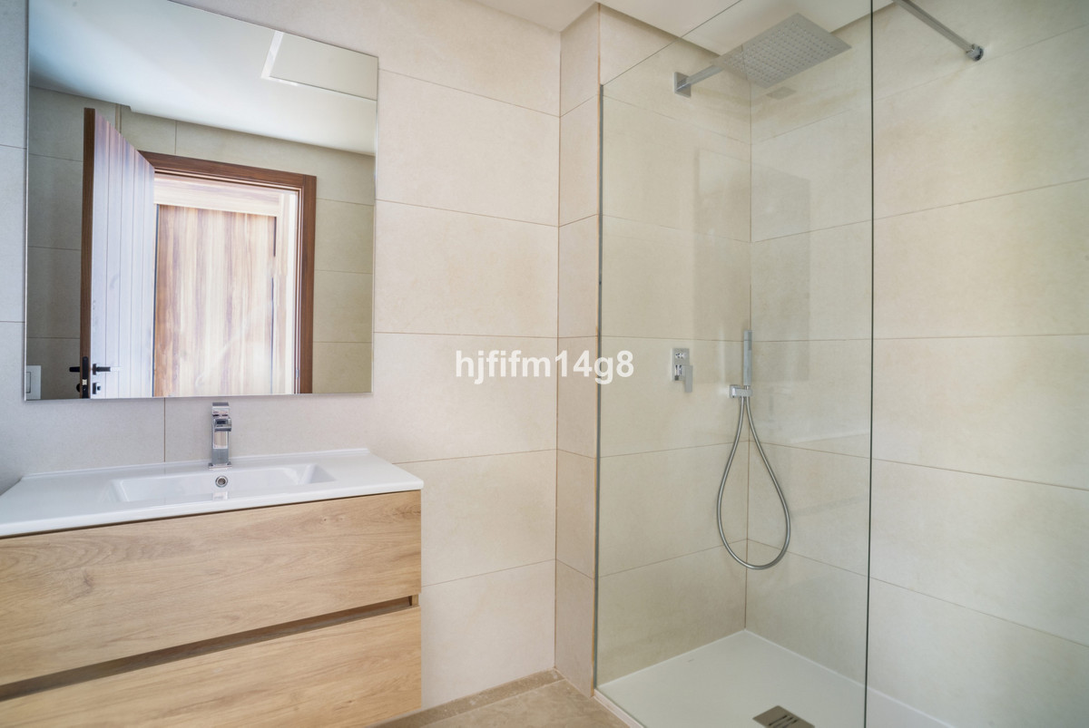 Appartement te koop in Nueva Andalucía | 3 slaapkamers H5073457