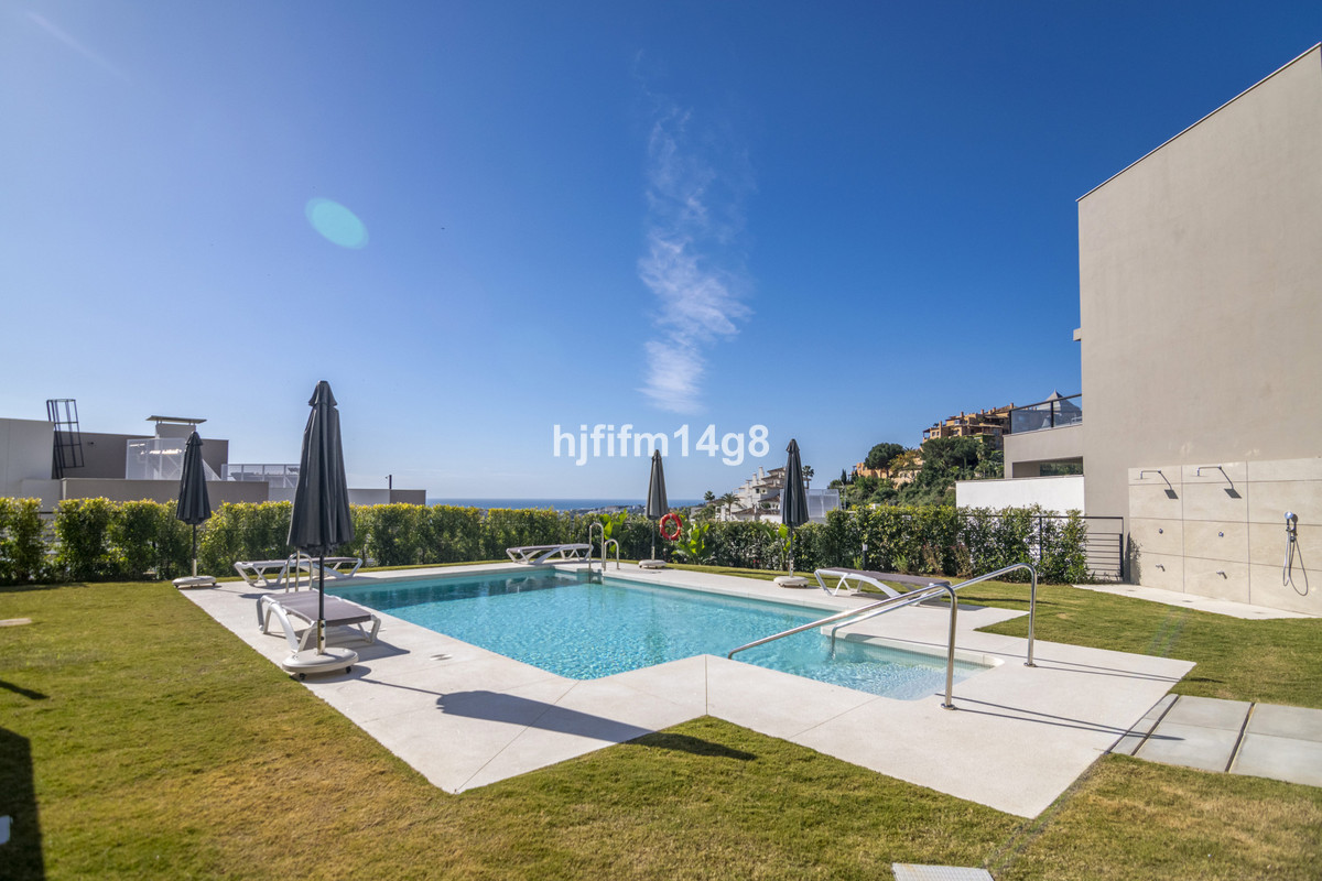 Appartement te koop in Nueva Andalucía | 3 slaapkamers H5073457