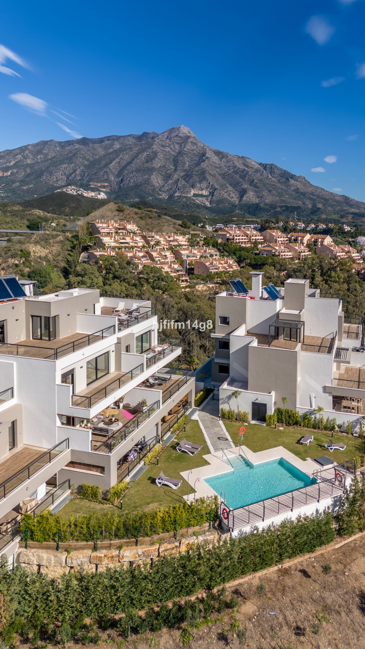 Appartement te koop in Nueva Andalucía | 3 slaapkamers H5073457