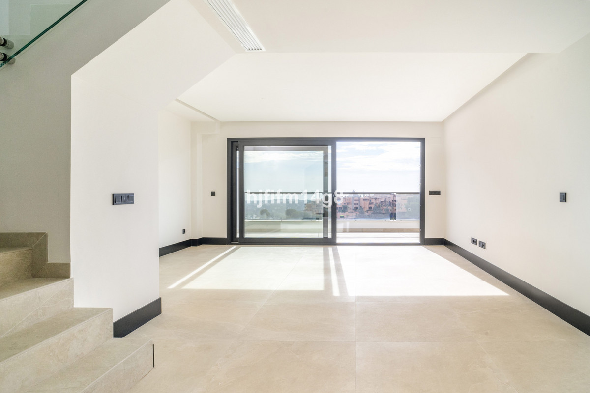 Appartement te koop in Nueva Andalucía | 3 slaapkamers H5073457