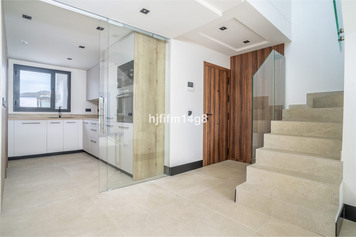 Appartement te koop in Nueva Andalucía | 3 slaapkamers H5073457