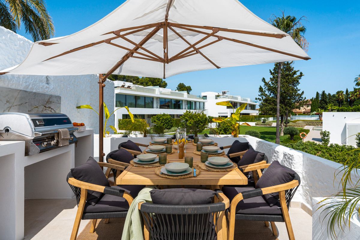 Apartment te koop in Nueva Andalucía | 3 slaapkamers H5074279