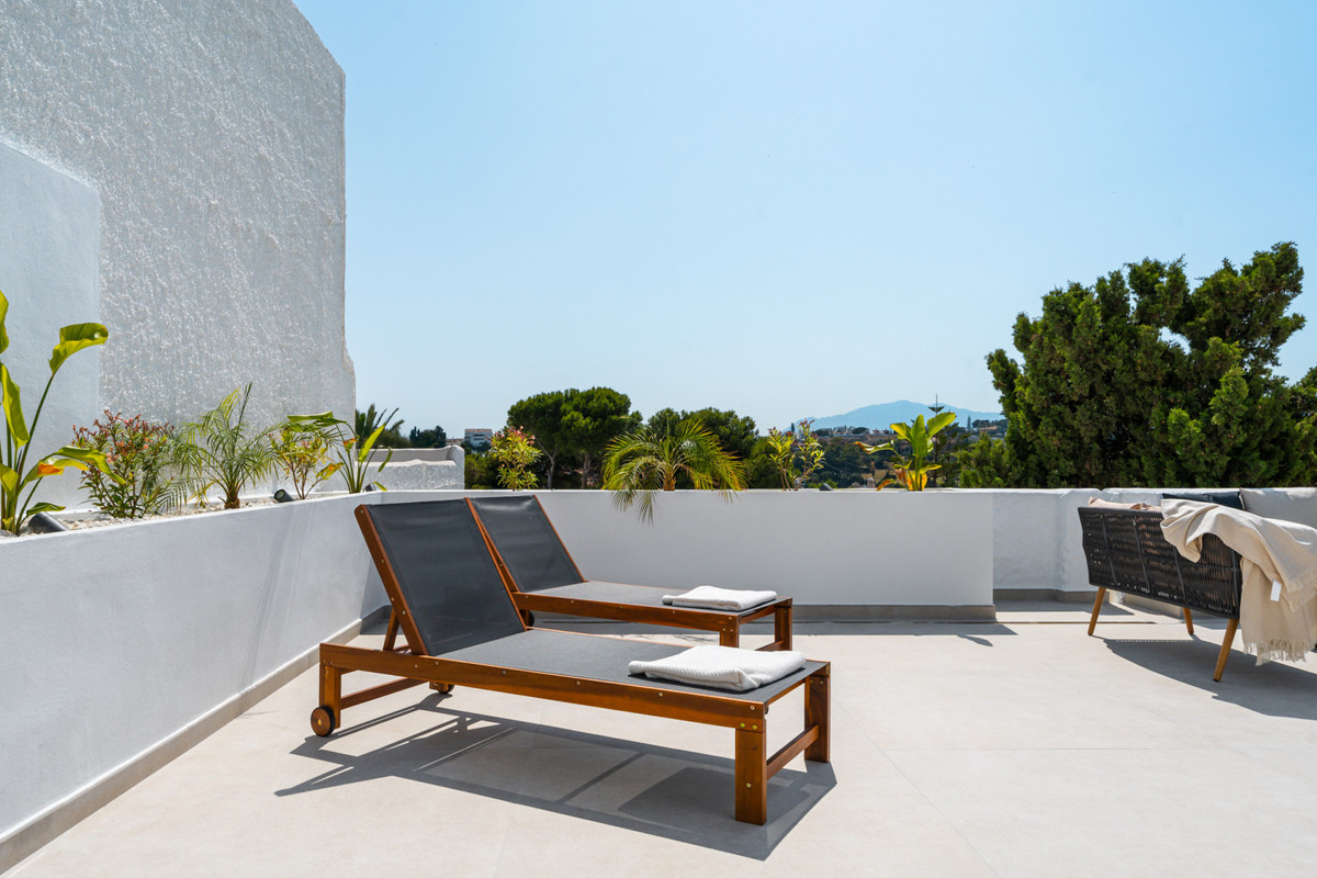 Apartment te koop in Nueva Andalucía | 3 slaapkamers H5074279