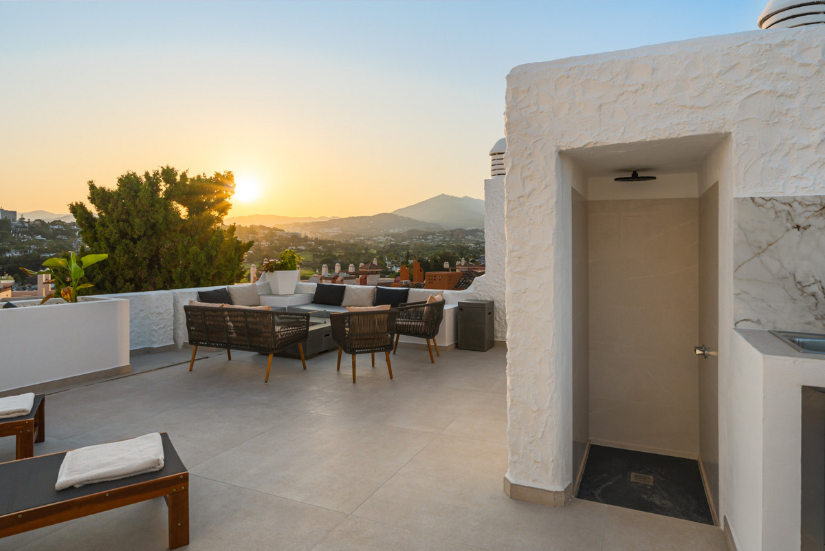 Apartment te koop in Nueva Andalucía | 3 slaapkamers H5074279