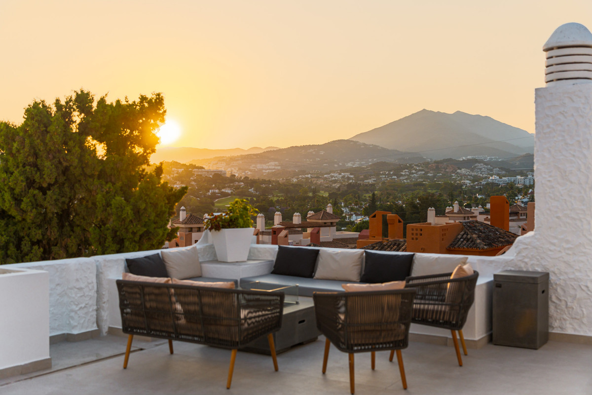 Apartment te koop in Nueva Andalucía | 3 slaapkamers H5074279