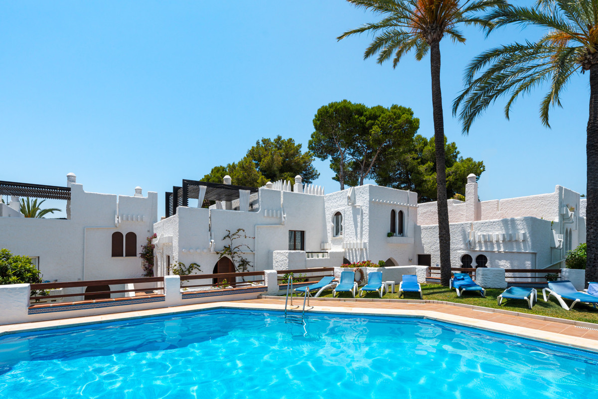 Apartment te koop in Nueva Andalucía | 3 slaapkamers H5074279