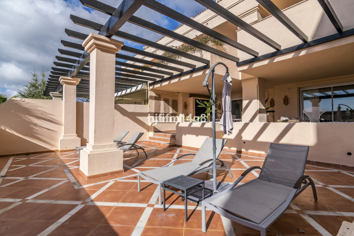 Apartment te koop in Nueva Andalucía | 2 slaapkamers H5075614