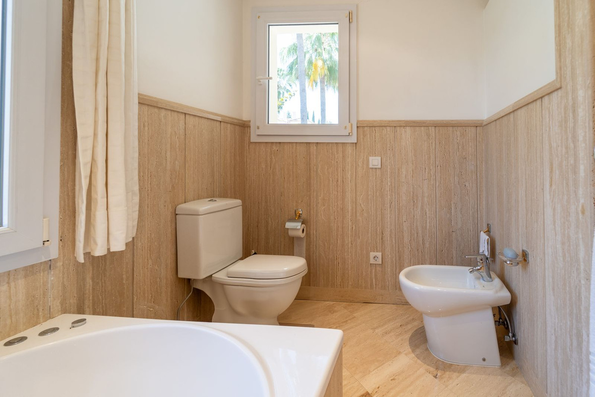 Appartement te koop in Nueva Andalucía | 3 slaapkamers H5078104