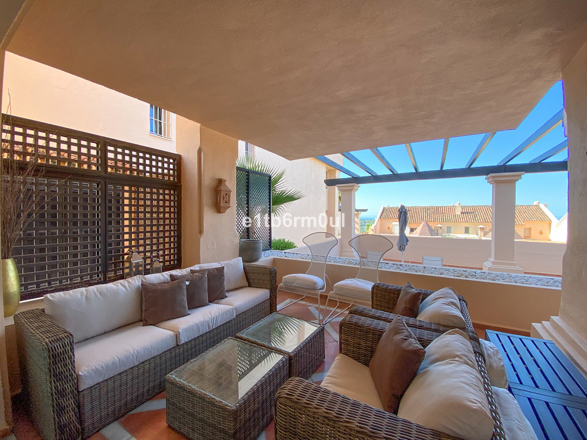 Appartement te koop in Nueva Andalucía | 2 slaapkamers H5078449