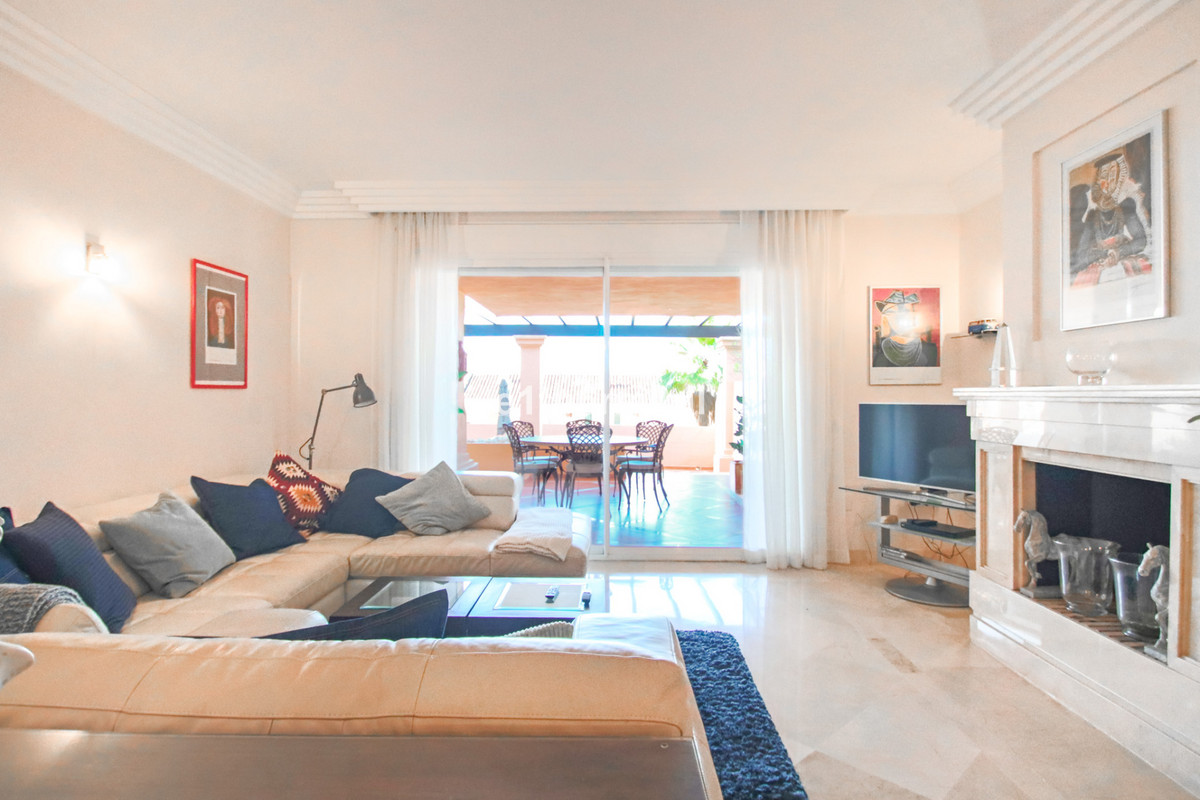 Appartement te koop in Nueva Andalucía | 2 slaapkamers H5078449