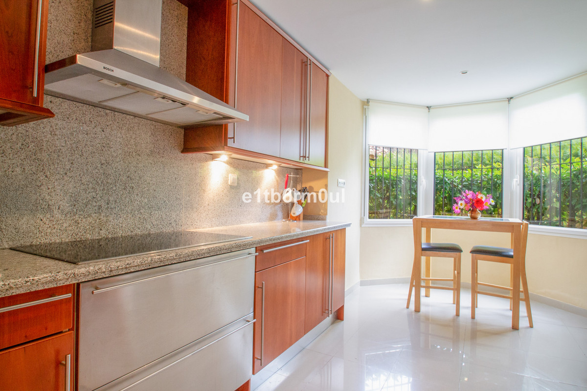 Appartement te koop in Nueva Andalucía | 2 slaapkamers H5078449